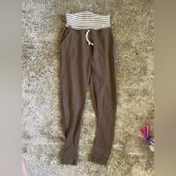 Foldover Waistband Joggers - Picture 2 of 5